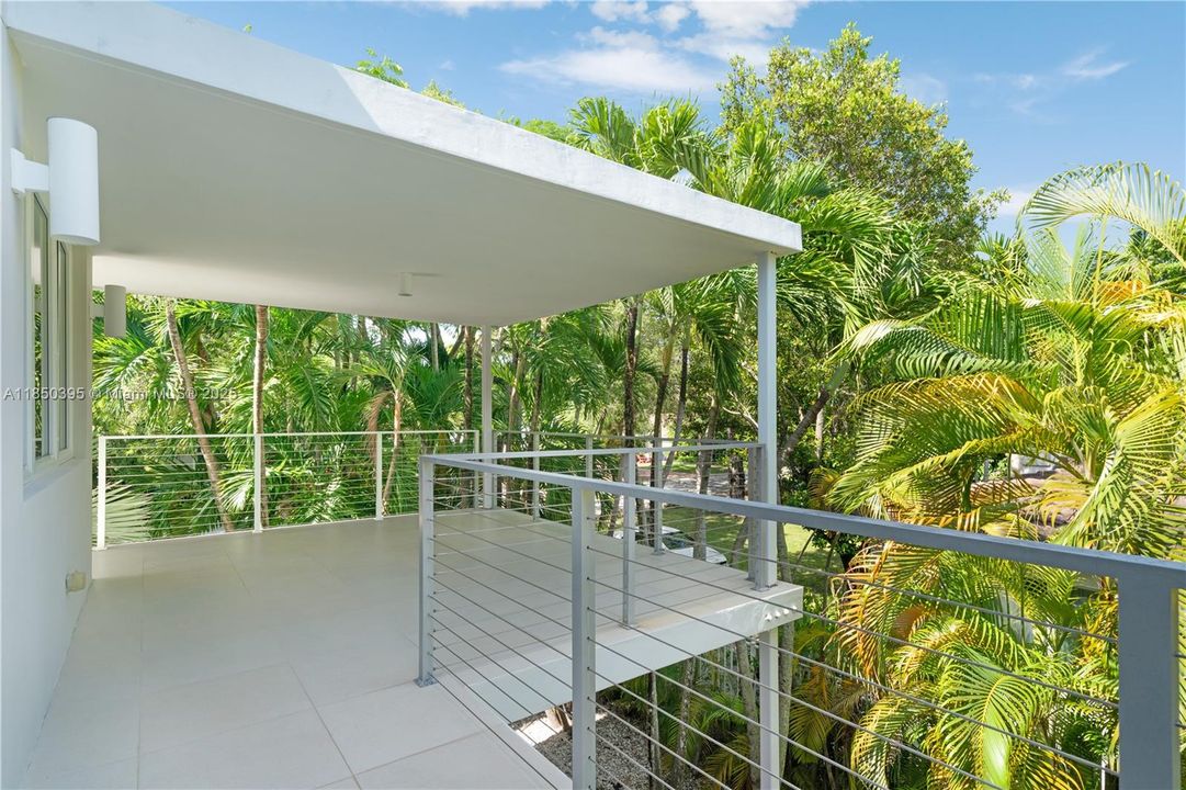 En Venta: $3,200,000 (3 camas, 2 baños, 2656 Pies cuadrados)