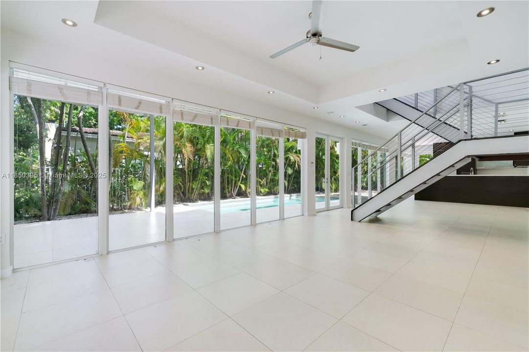 En Venta: $3,200,000 (3 camas, 2 baños, 2656 Pies cuadrados)