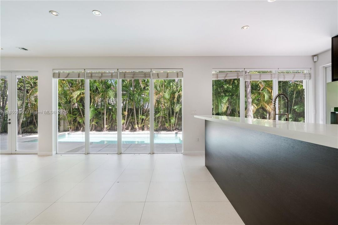 En Venta: $3,200,000 (3 camas, 2 baños, 2656 Pies cuadrados)