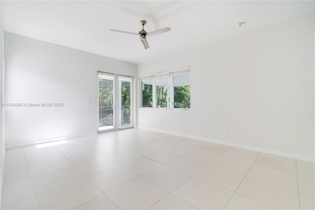 En Venta: $3,200,000 (3 camas, 2 baños, 2656 Pies cuadrados)