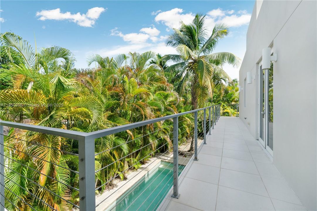 En Venta: $3,200,000 (3 camas, 2 baños, 2656 Pies cuadrados)