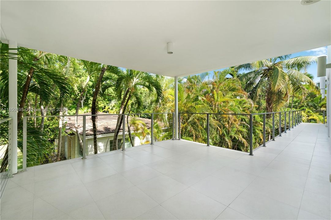 En Venta: $3,200,000 (3 camas, 2 baños, 2656 Pies cuadrados)