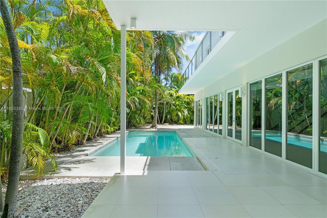 En Venta: $3,200,000 (3 camas, 2 baños, 2656 Pies cuadrados)