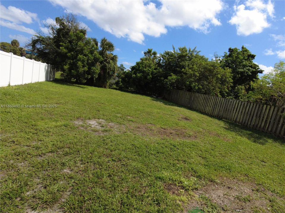 Recientemente alquilado: $1,400 (1 camas, 1 baños, 440 Pies cuadrados)