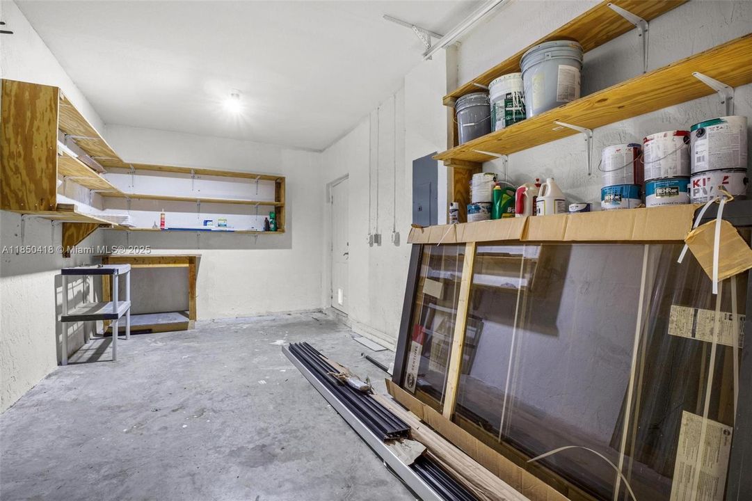 Active With Contract: $2,250 (3 beds, 2 baths, 1527 Square Feet)