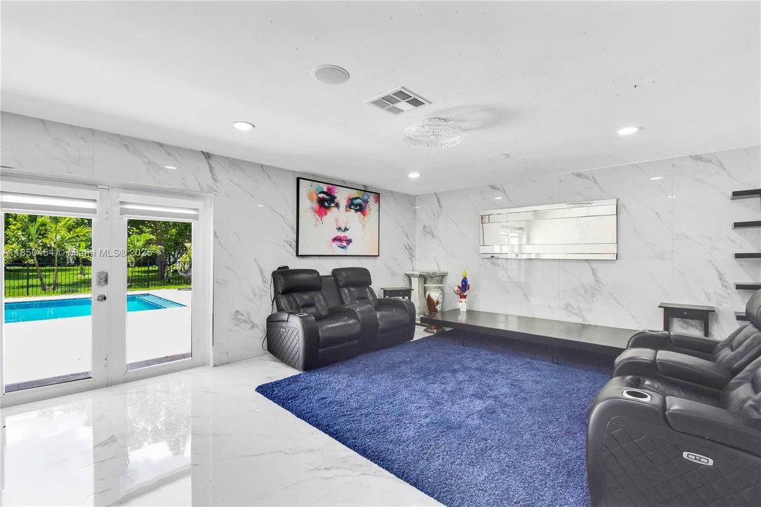 For Rent: $8,000 (5 beds, 5 baths, 2046 Square Feet)