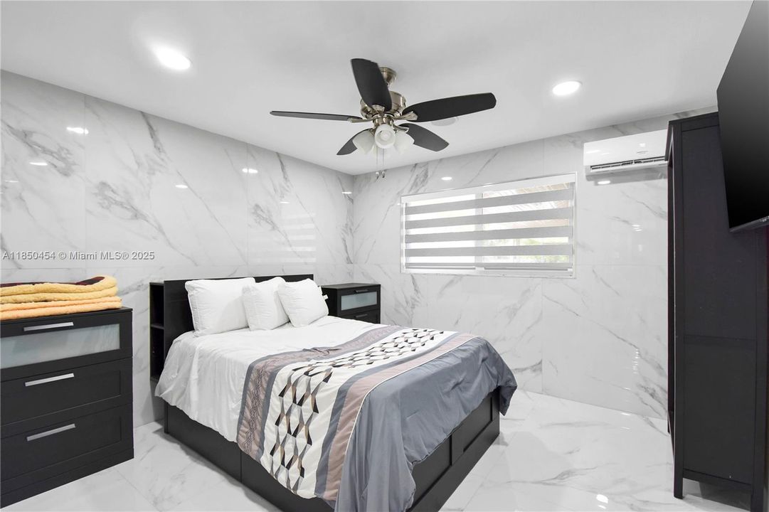 For Rent: $8,000 (5 beds, 5 baths, 2046 Square Feet)