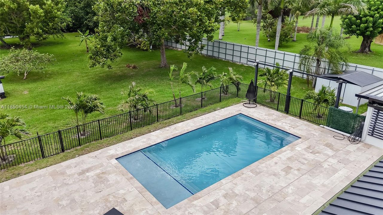 For Rent: $8,000 (5 beds, 5 baths, 2046 Square Feet)