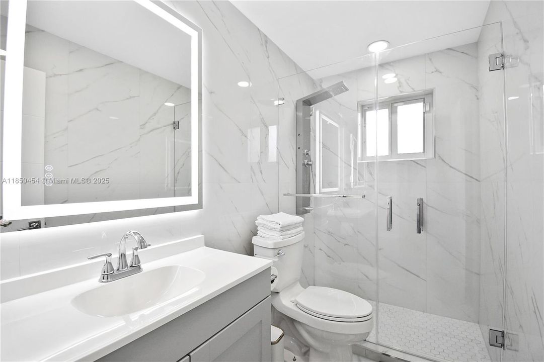 For Rent: $8,000 (5 beds, 5 baths, 2046 Square Feet)