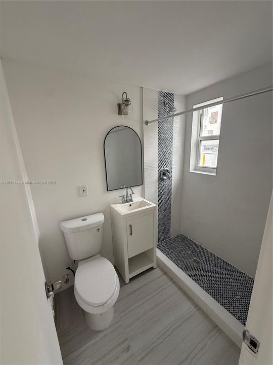 Recently Rented: $1,985 (1 beds, 1 baths, 18936 Square Feet)