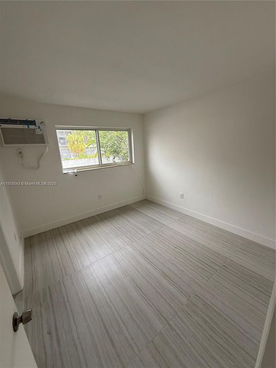 Recently Rented: $1,985 (1 beds, 1 baths, 18936 Square Feet)