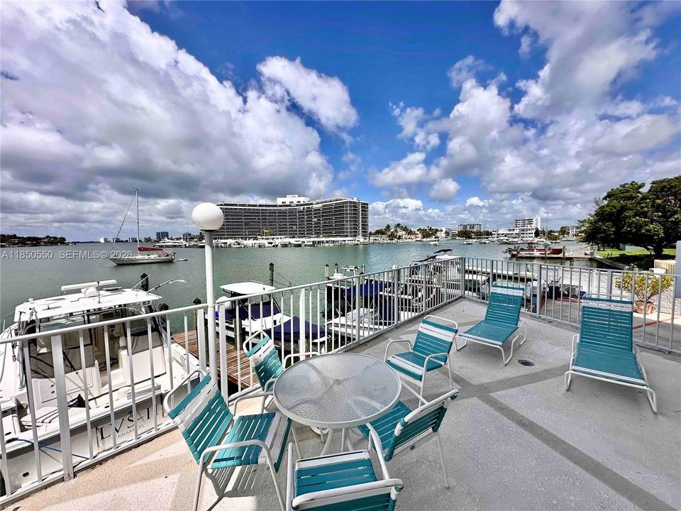 6830 Indian Creek Drive, Unit #6D, Miami Beach, FL 33141.  Indian Creek Club & Marina Condo North.