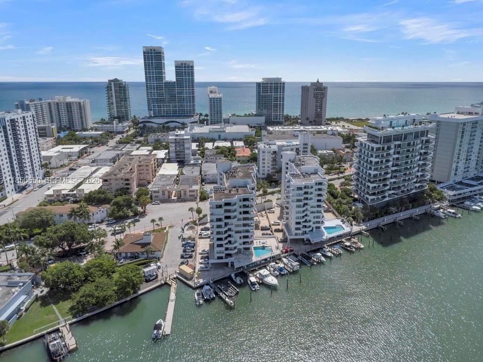 6830 Indian Creek Drive, Unit #6D, Miami Beach, FL 33141.  Indian Creek Club & Marina Condo North.