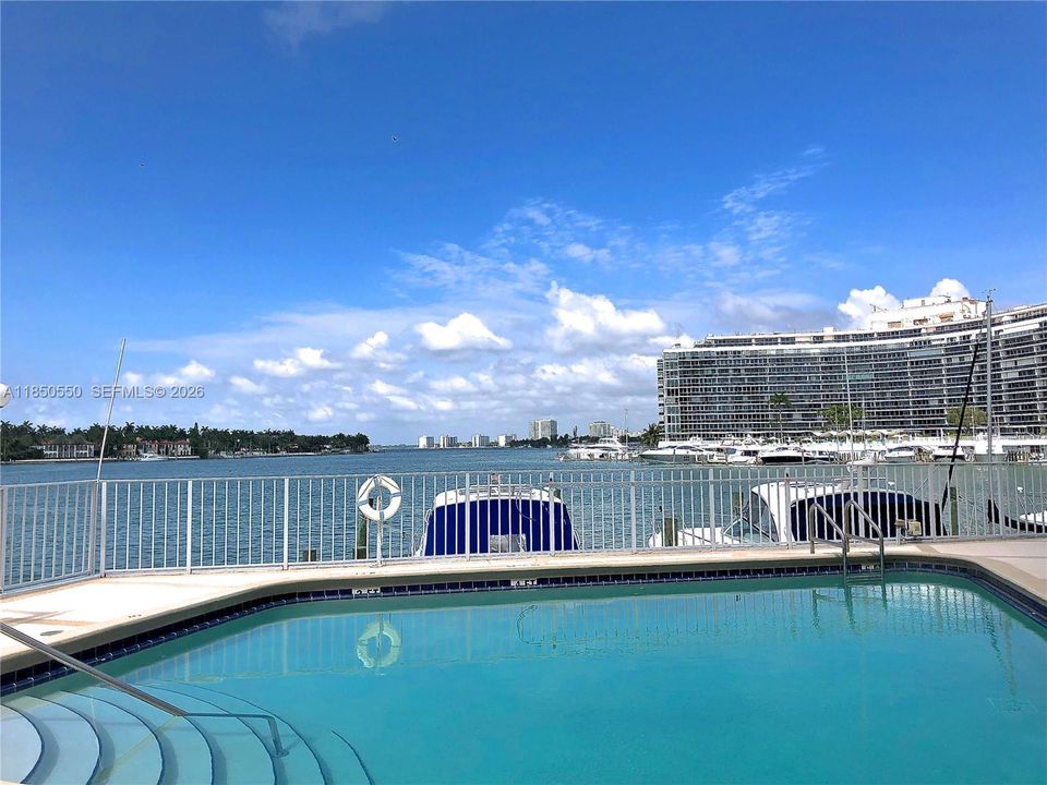6830 Indian Creek Drive, Unit #6D, Miami Beach, FL 33141.  Indian Creek Club & Marina Condo North.