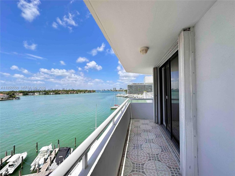 6830 Indian Creek Drive, Unit #6D, Miami Beach, FL 33141.  Indian Creek Club & Marina Condo North.