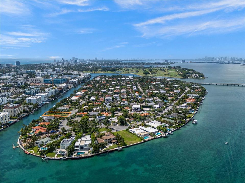 For Sale: $6,400,000 (0.26 acres)