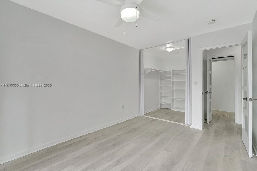 Recently Sold: $110,000 (2 beds, 1 baths, 870 Square Feet)