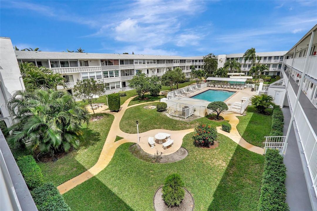 Recently Sold: $110,000 (2 beds, 1 baths, 870 Square Feet)