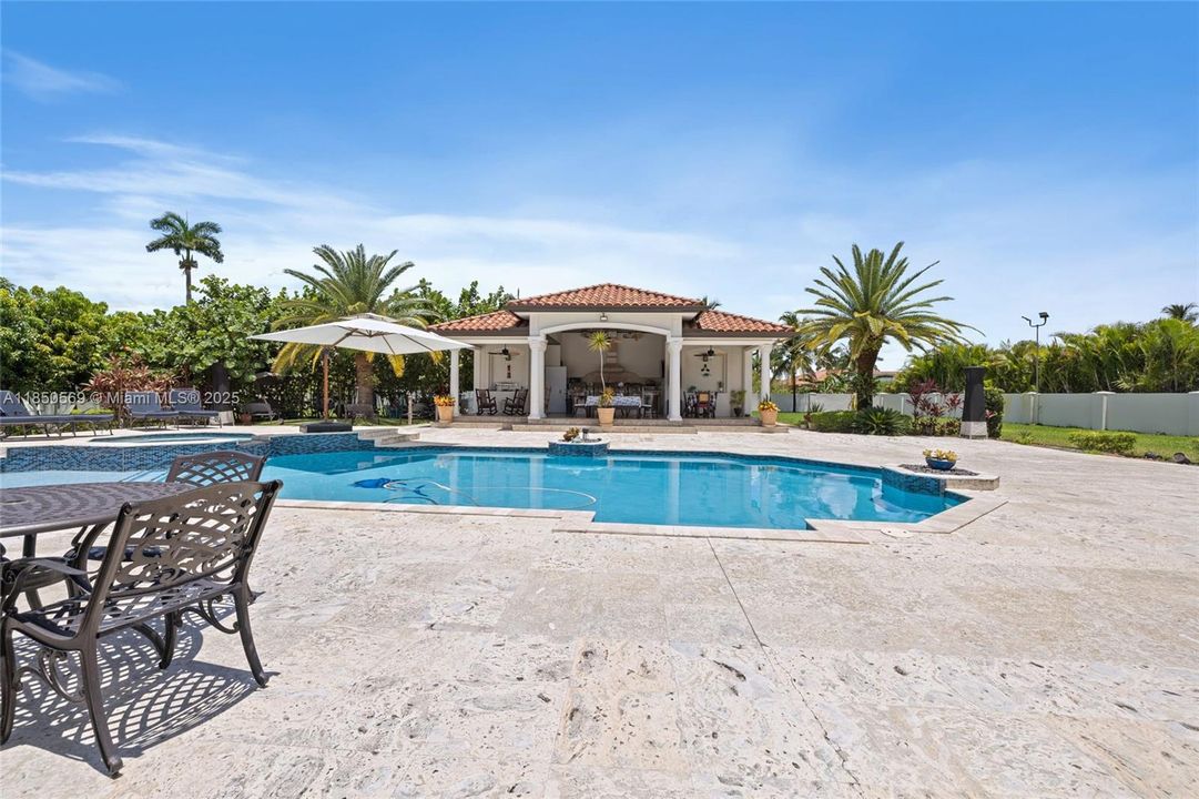 For Sale: $4,200,000 (5 beds, 4 baths, 4463 Square Feet)