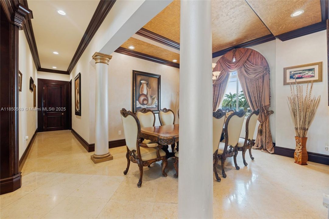 For Sale: $4,200,000 (5 beds, 4 baths, 4463 Square Feet)