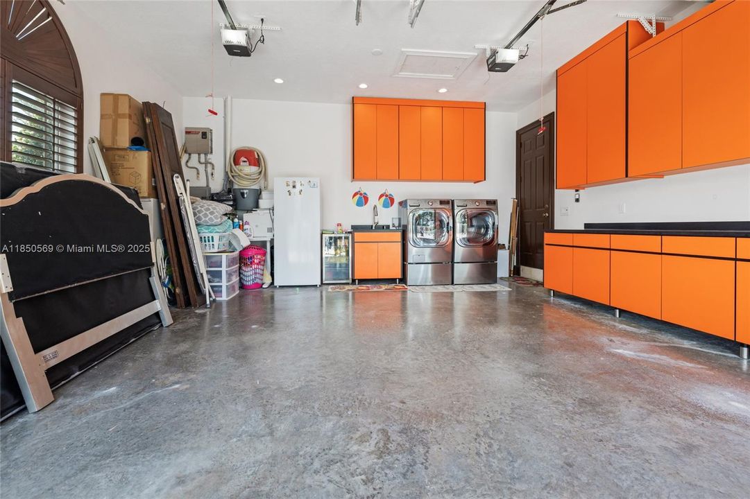 For Sale: $4,200,000 (5 beds, 4 baths, 4463 Square Feet)