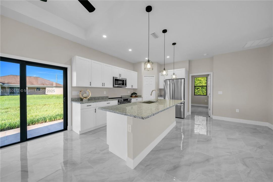 Vendido Recientemente: $335,900 (3 camas, 2 baños, 0 Pies cuadrados)