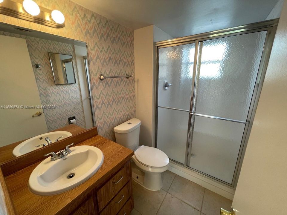En Venta: $185,000 (2 camas, 2 baños, 965 Pies cuadrados)