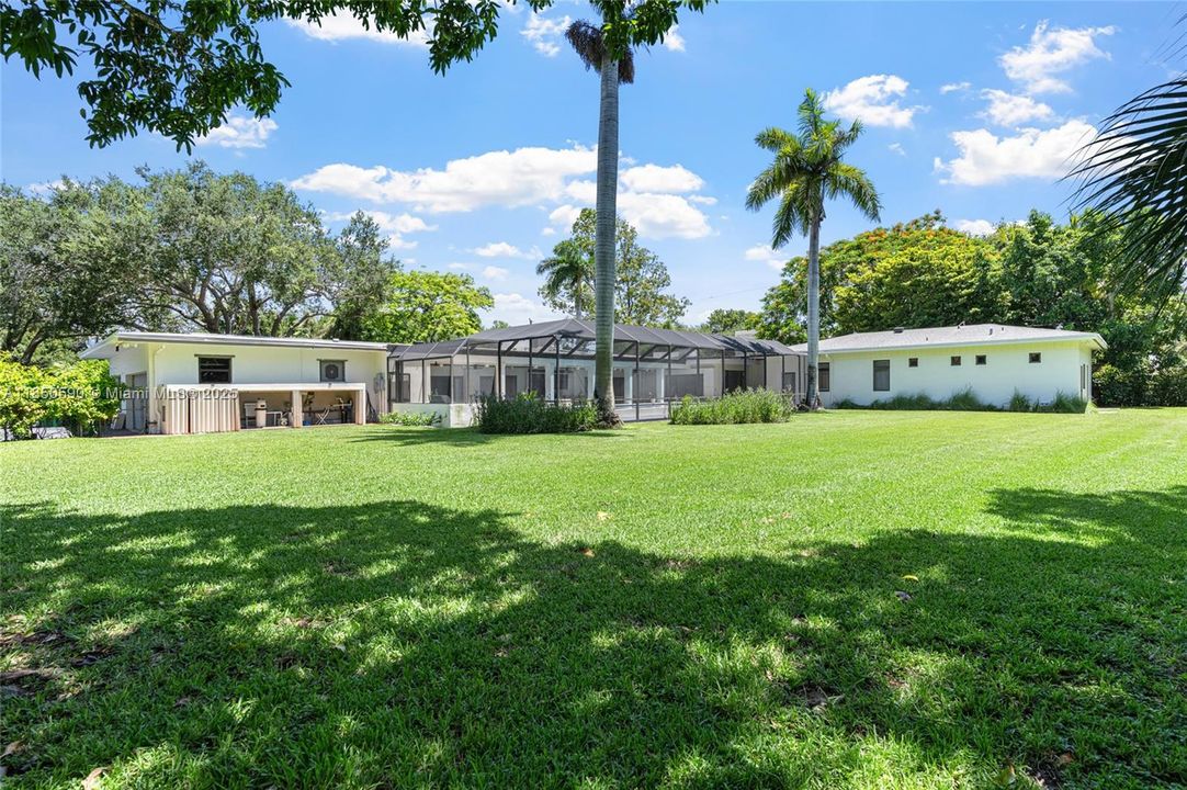 На продажу: $3,499,000 (6 спален, 6 ванн, 5019 Квадратных фут)