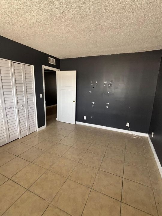 Недавно продано: $170,000 (1 спален, 1 ванн, 658 Квадратных фут)