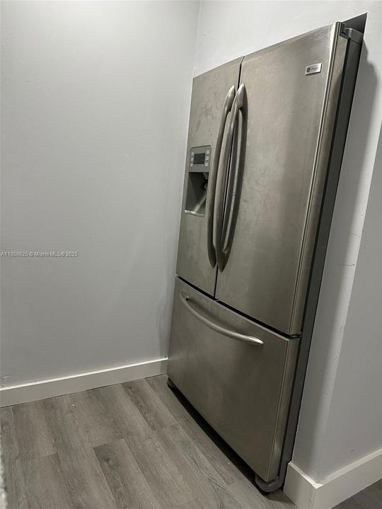 На продажу: $380,000 (4 спален, 4 ванн, 0 Квадратных фут)