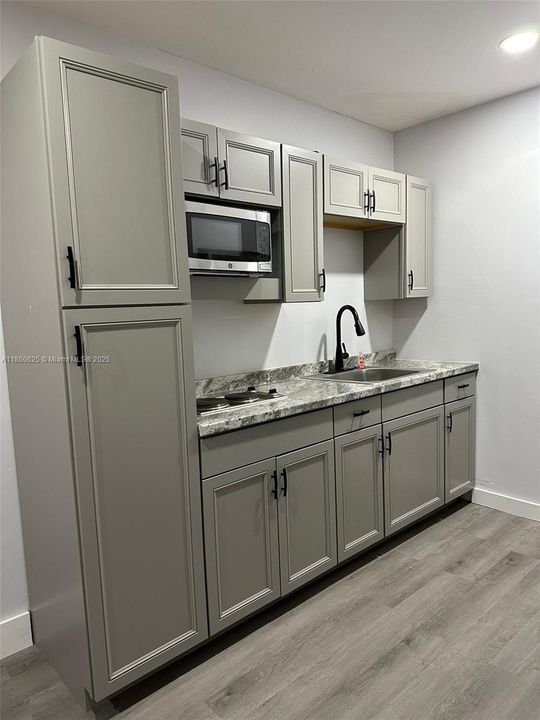 На продажу: $380,000 (4 спален, 4 ванн, 0 Квадратных фут)