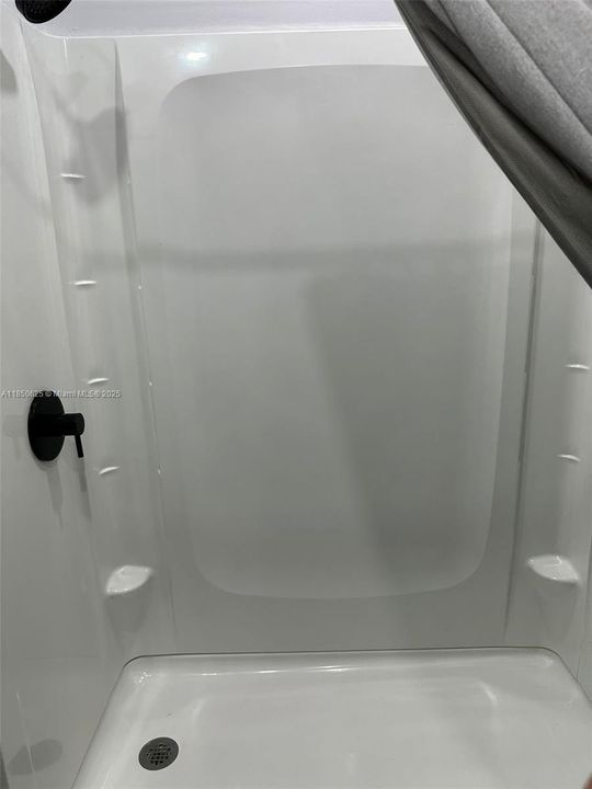 На продажу: $380,000 (4 спален, 4 ванн, 0 Квадратных фут)