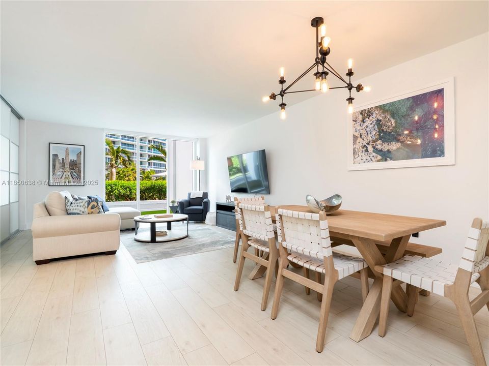 На продажу: $975,000 (2 спален, 2 ванн, 1056 Квадратных фут)