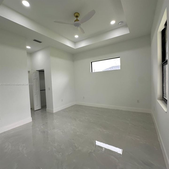 Activo con contrato: $375,000 (3 camas, 2 baños, 0 Pies cuadrados)