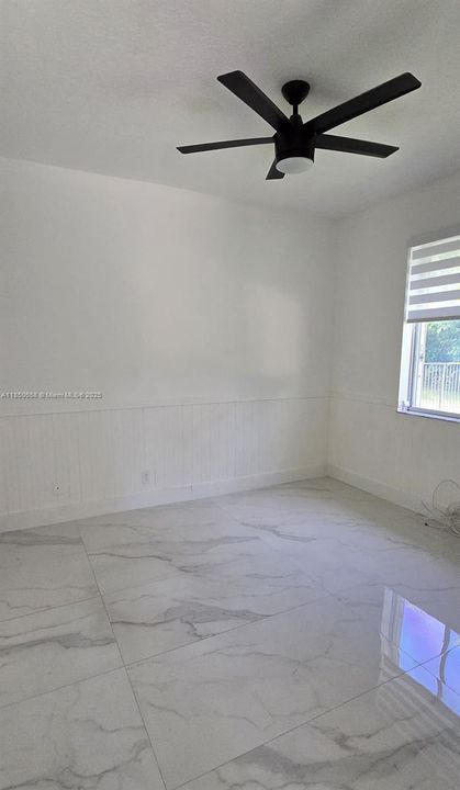 В аренду: $6,700 (5 спален, 3 ванн, 2574 Квадратных фут)