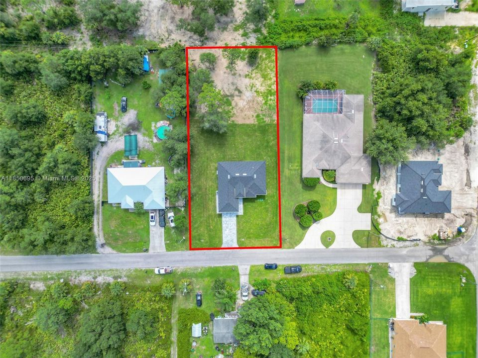 Под контрактом: $369,990 (3 спален, 2 ванн, 0 Квадратных фут)