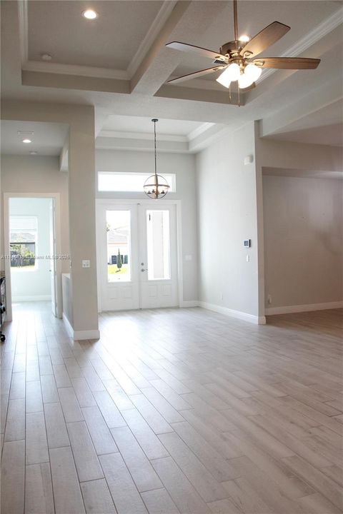 For Sale: $699,898 (5 beds, 4 baths, 2887 Square Feet)