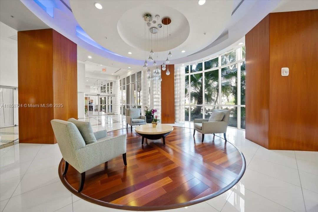 For Sale: $1,390,000 (2 beds, 2 baths, 1440 Square Feet)