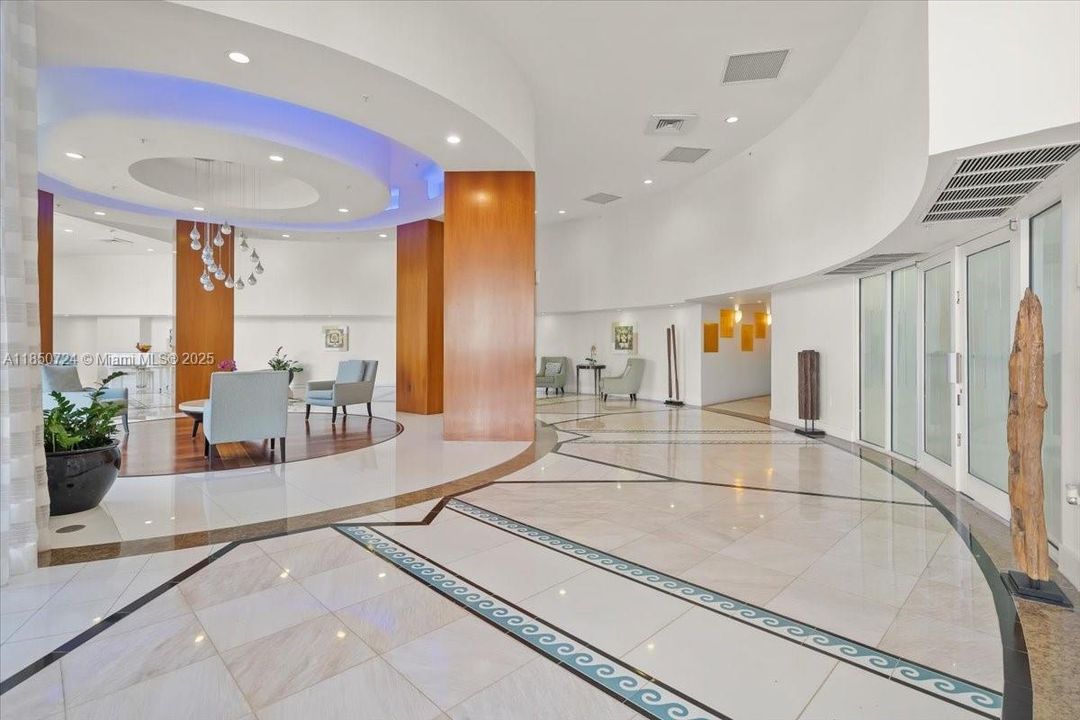 For Sale: $1,390,000 (2 beds, 2 baths, 1440 Square Feet)