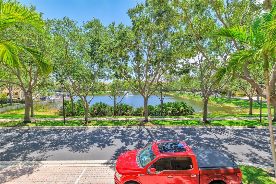 2nd Story Balcony Facing Lake