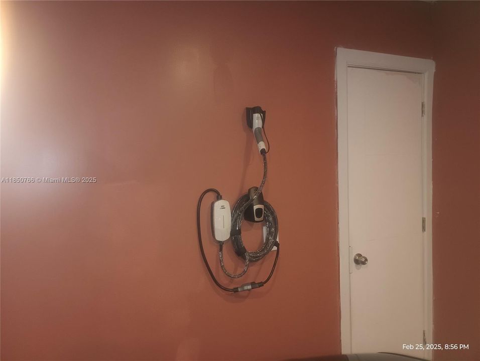 Recientemente alquilado: $2,000 (1 camas, 1 baños, 1865 Pies cuadrados)