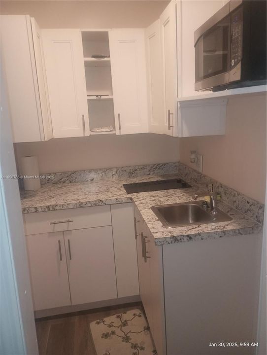 Recientemente alquilado: $2,000 (1 camas, 1 baños, 1865 Pies cuadrados)