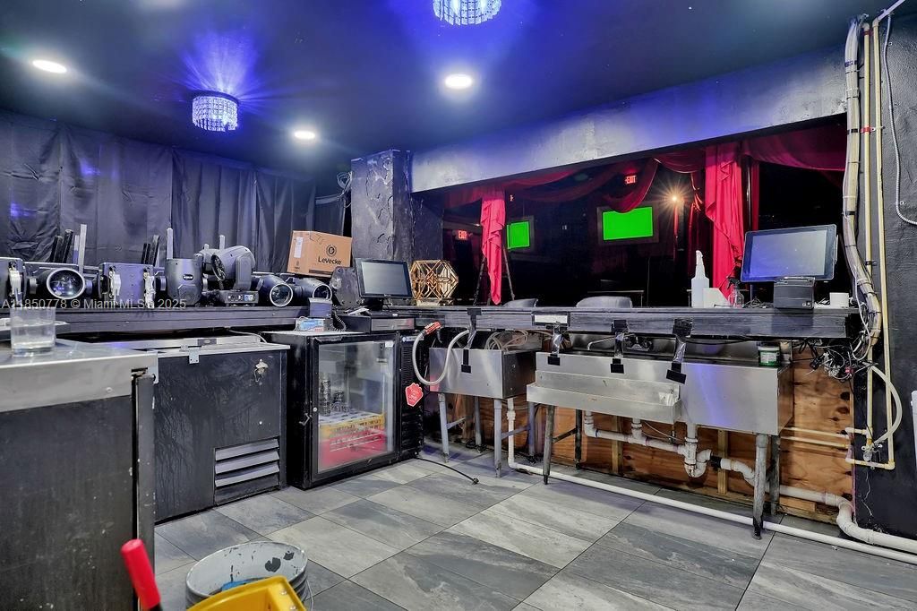 For Sale: $8,900,000 (0 beds, 0 baths, 0 Square Feet)