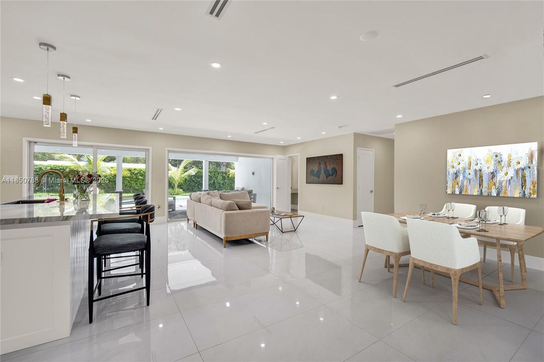 Recently Sold: $1,599,999 (4 beds, 3 baths, 2577 Square Feet)