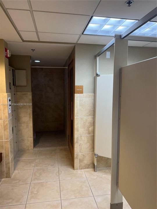 Recently Rented: $3,500 (2 beds, 2 baths, 1347 Square Feet)