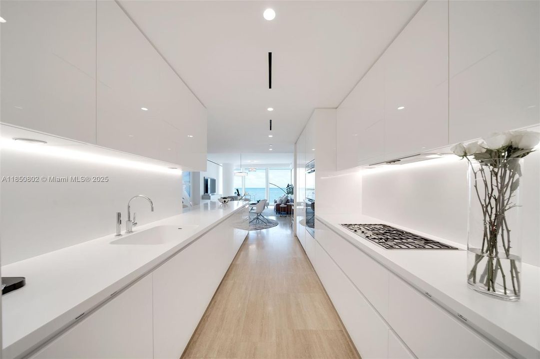 Недавно арендовано: $65,000 (3 спален, 3 ванн, 2201 Квадратных фут)