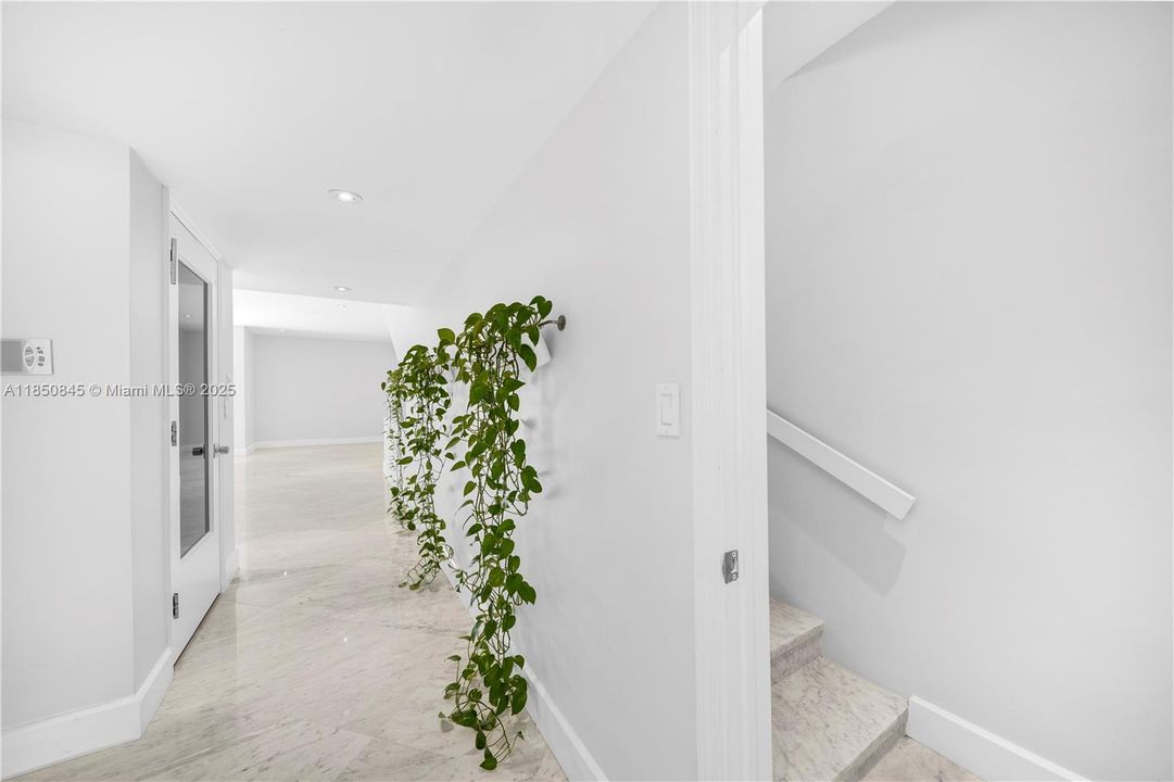 待售: $1,849,000 (4 贝兹, 4 浴室, 3669 平方英尺)