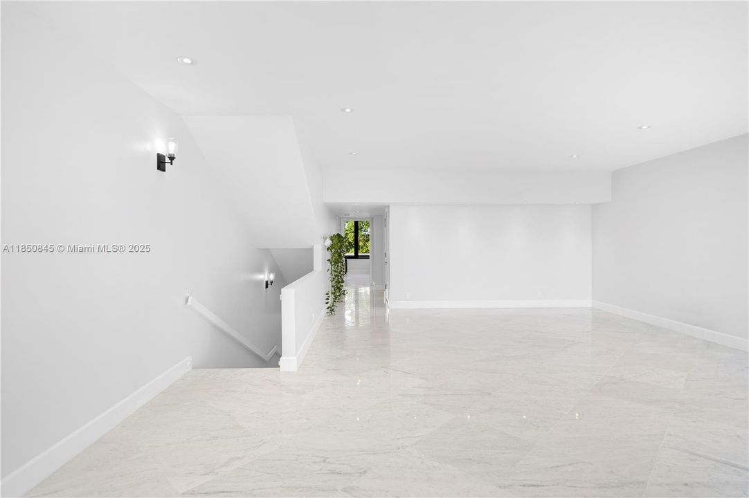 待售: $1,849,000 (4 贝兹, 4 浴室, 3669 平方英尺)