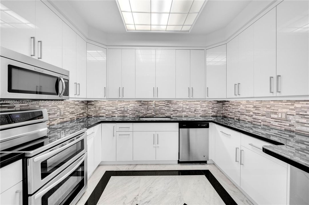 待售: $1,849,000 (4 贝兹, 4 浴室, 3669 平方英尺)