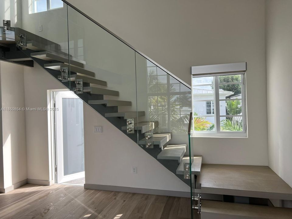 На продажу: $7,770,000 (0 спален, 0 ванн, 0 Квадратных фут)